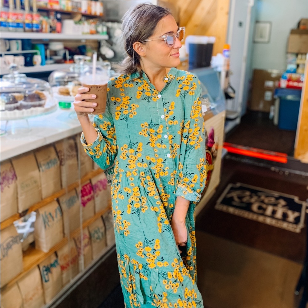 Maxi floral print dress